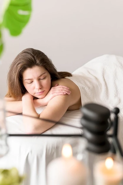 Nova Spa & Masaj Wellness hakkında yorumları okurken nelere bakmalı? 3 Evde masaj hizmetinde planlama ve profesyonel yaklaşımı temsil eden görsel