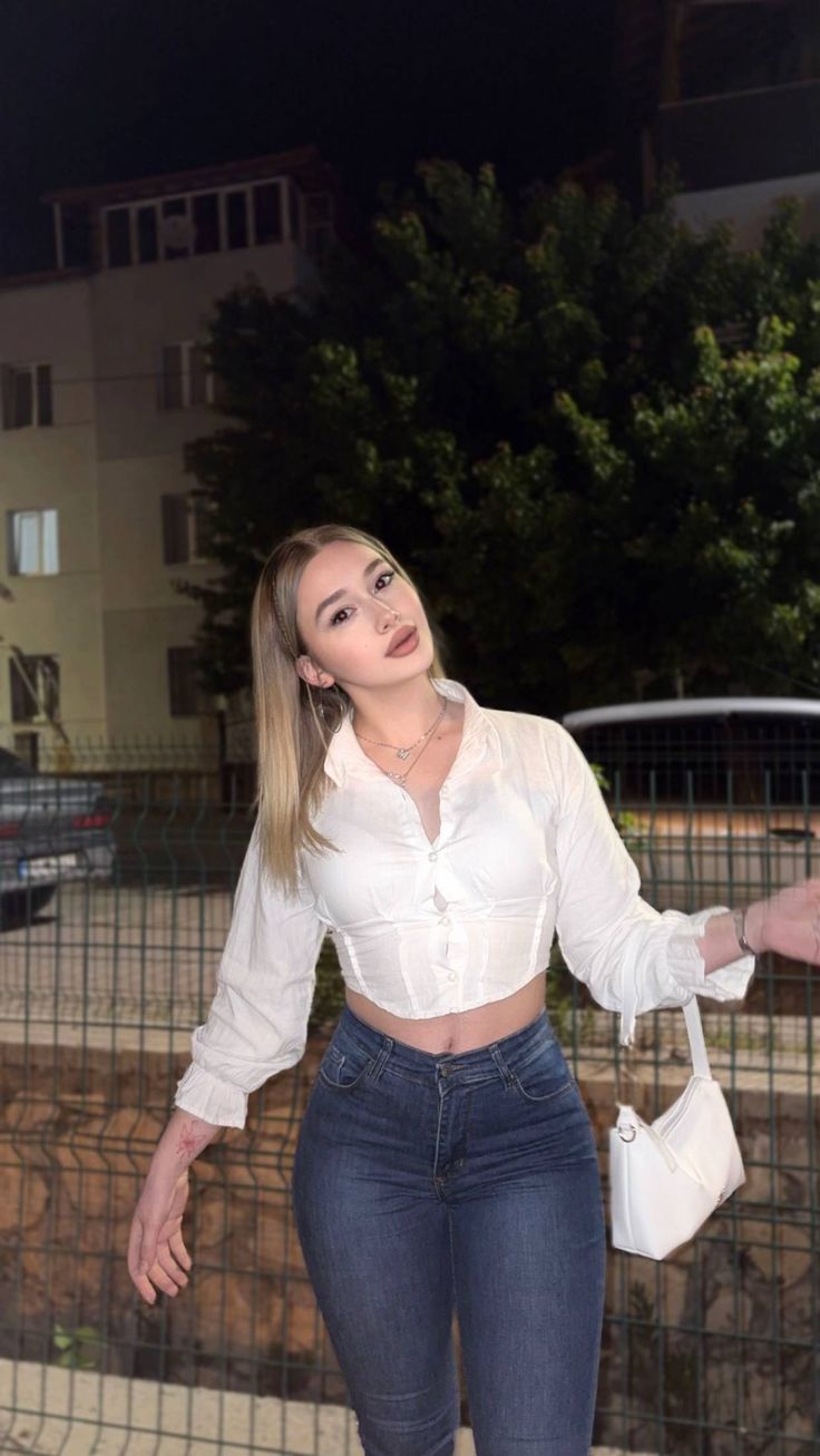 Kağıthane Ortabayır’da Aromaterapi Masajı: Cansu 1 Ortabayır Kağıthane masöz profili